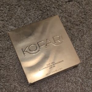 Kopari Illuminating Sun Veil Compact SPF 30